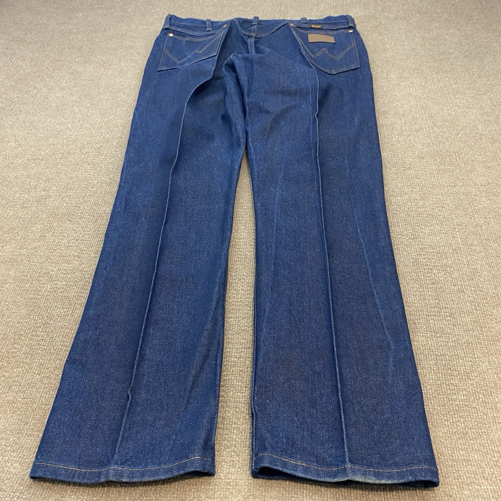 Wrangler Jeans Mens 40x32 Blue Dark Wash Regular Straight Denim 13MWZ Western